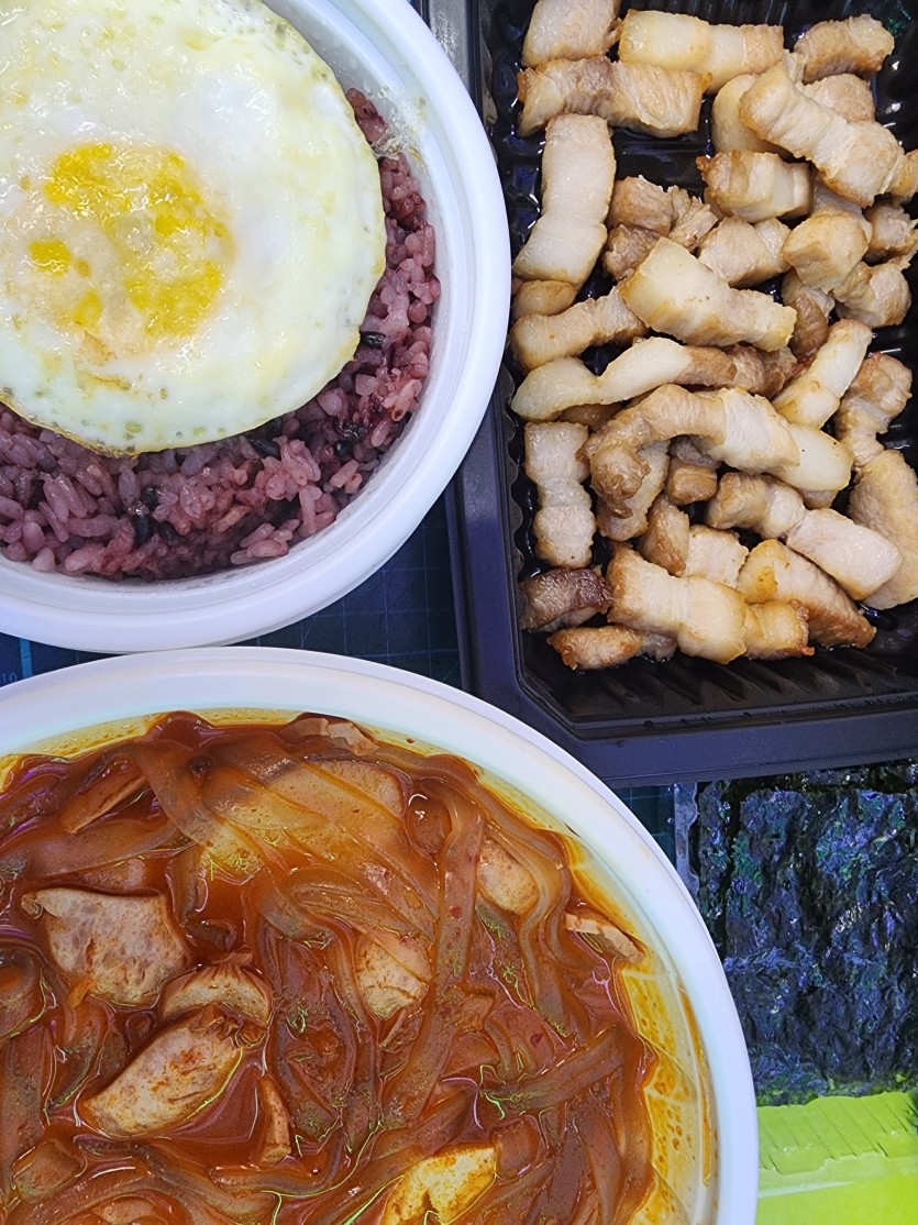 오늘의 야식은..?(0)