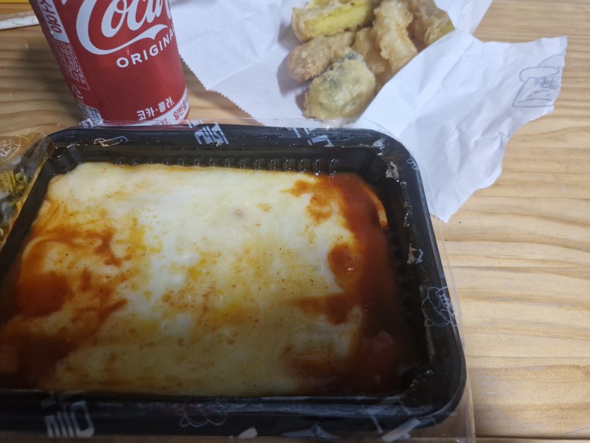 야식 묵습니다(0)