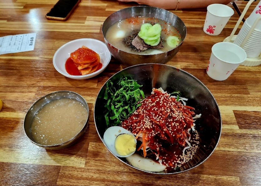 늦은 점심. 시원하게(0)
