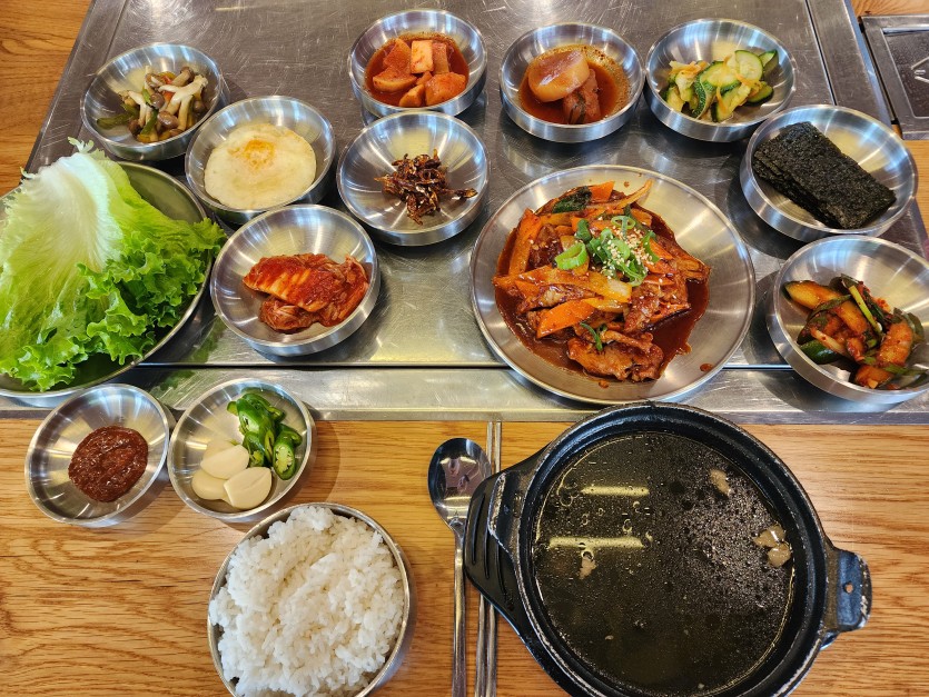 다낭인데 쌀국수 질려서 한식먹으러왔습니다(0)