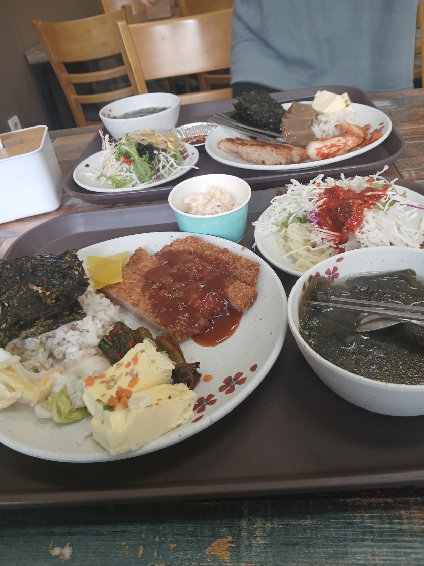 점심은 돈까스로(0)
