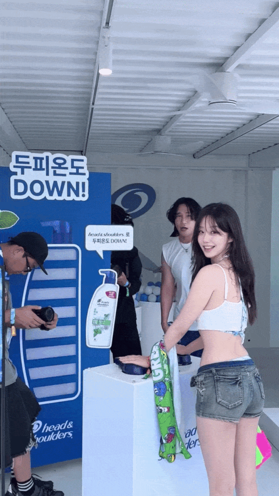 한국서도 초*남 불러 쓰*썸 야노에 촬영까지 ㄷㄷㄷ(0)