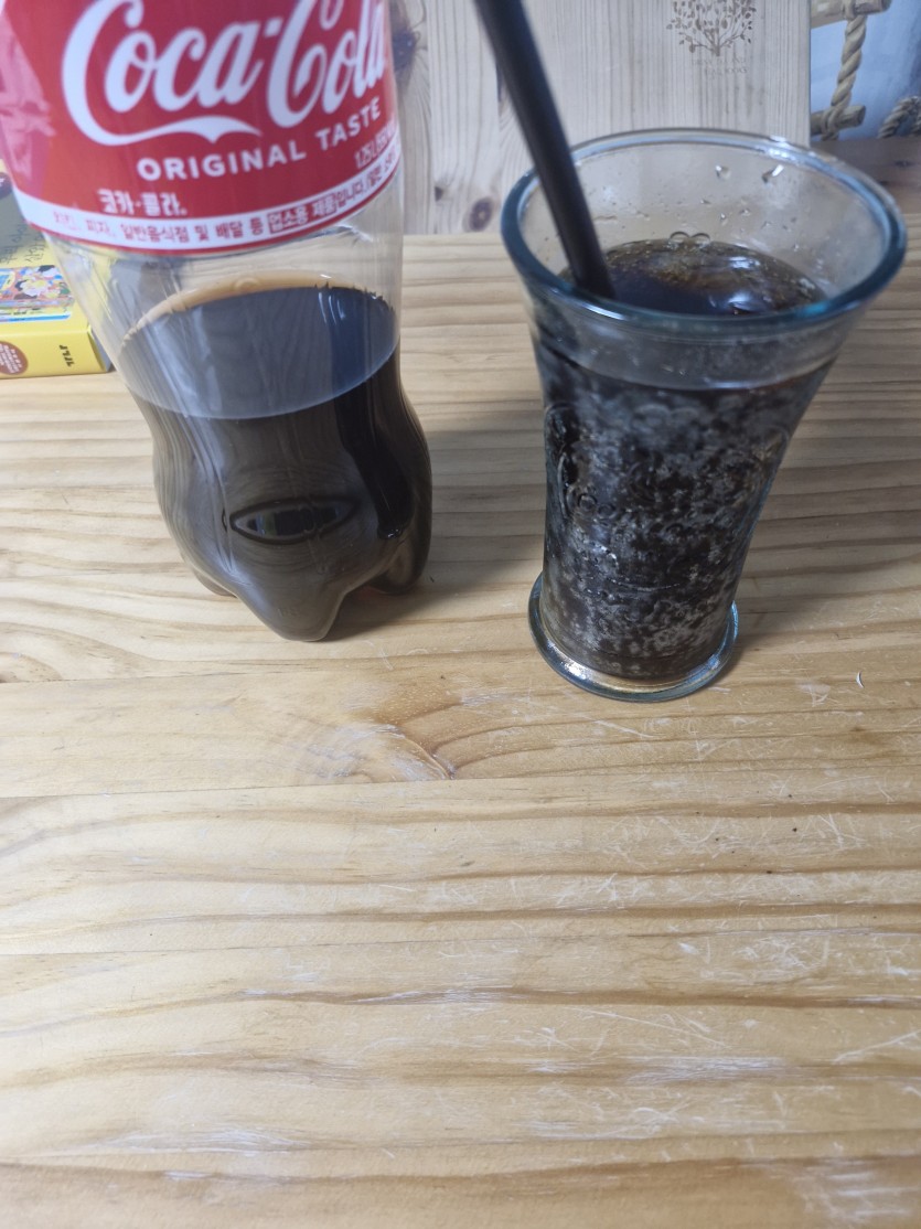 술 대신 콜라로 스트레스 풉니다(0)