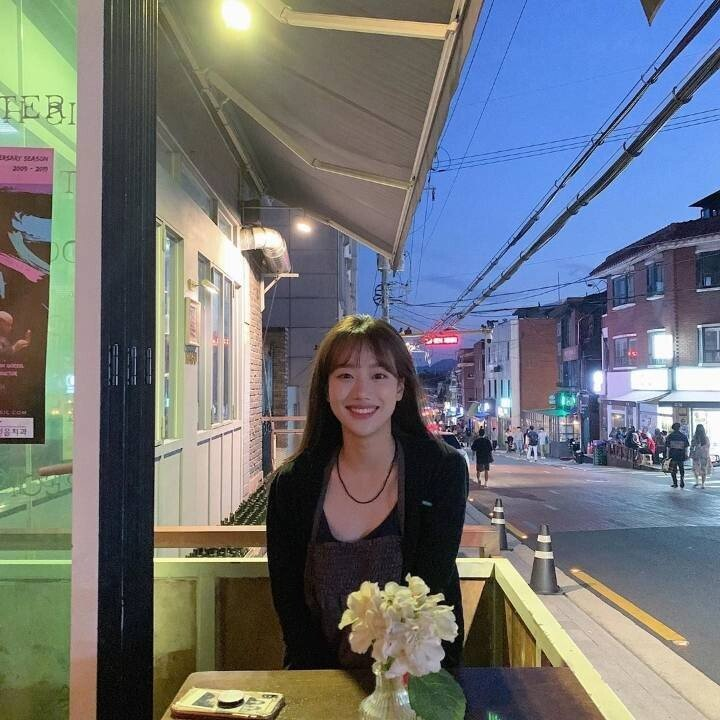 이태원 라운지바 가서 삭 한잔 갈기구 싶네요(0)
