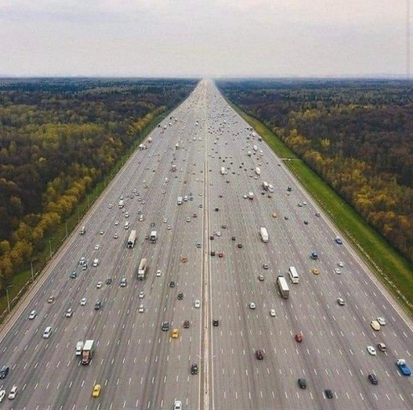 비현실적인 세계 고속도로(0)