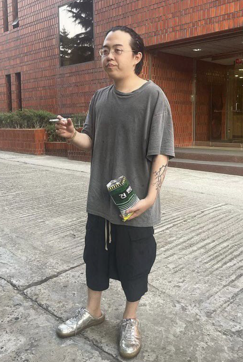 담배나한대 피우고올게요(0)