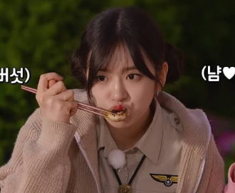 젓가락 잡는걸로 사람 보시는 분(1)