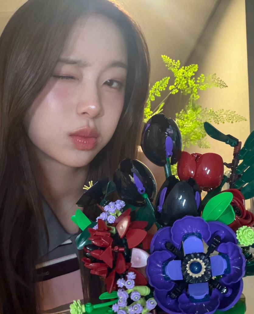 아이유도 가만 보니 예쁘군요(0)