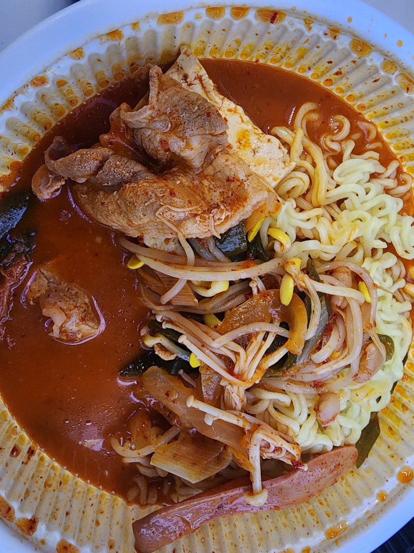 오늘의 야식은..?(0)