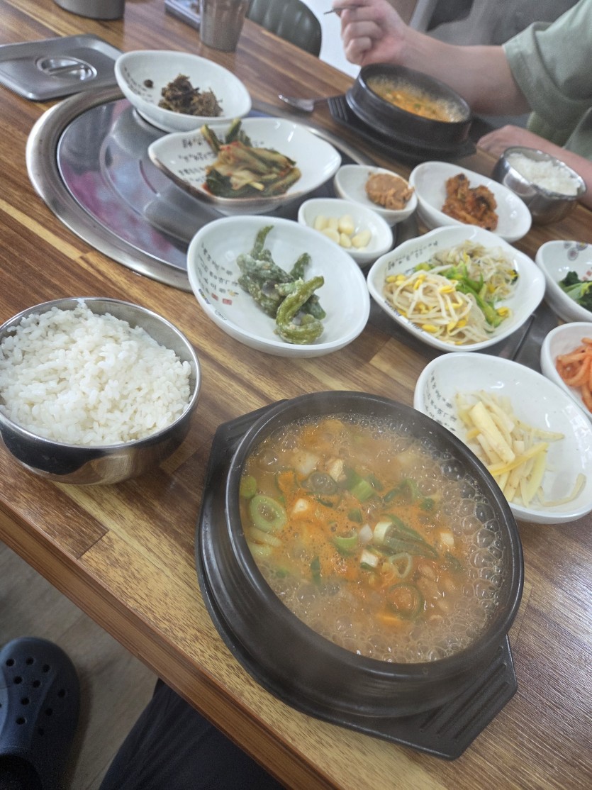 아침 먹으러 왔습니다(0)