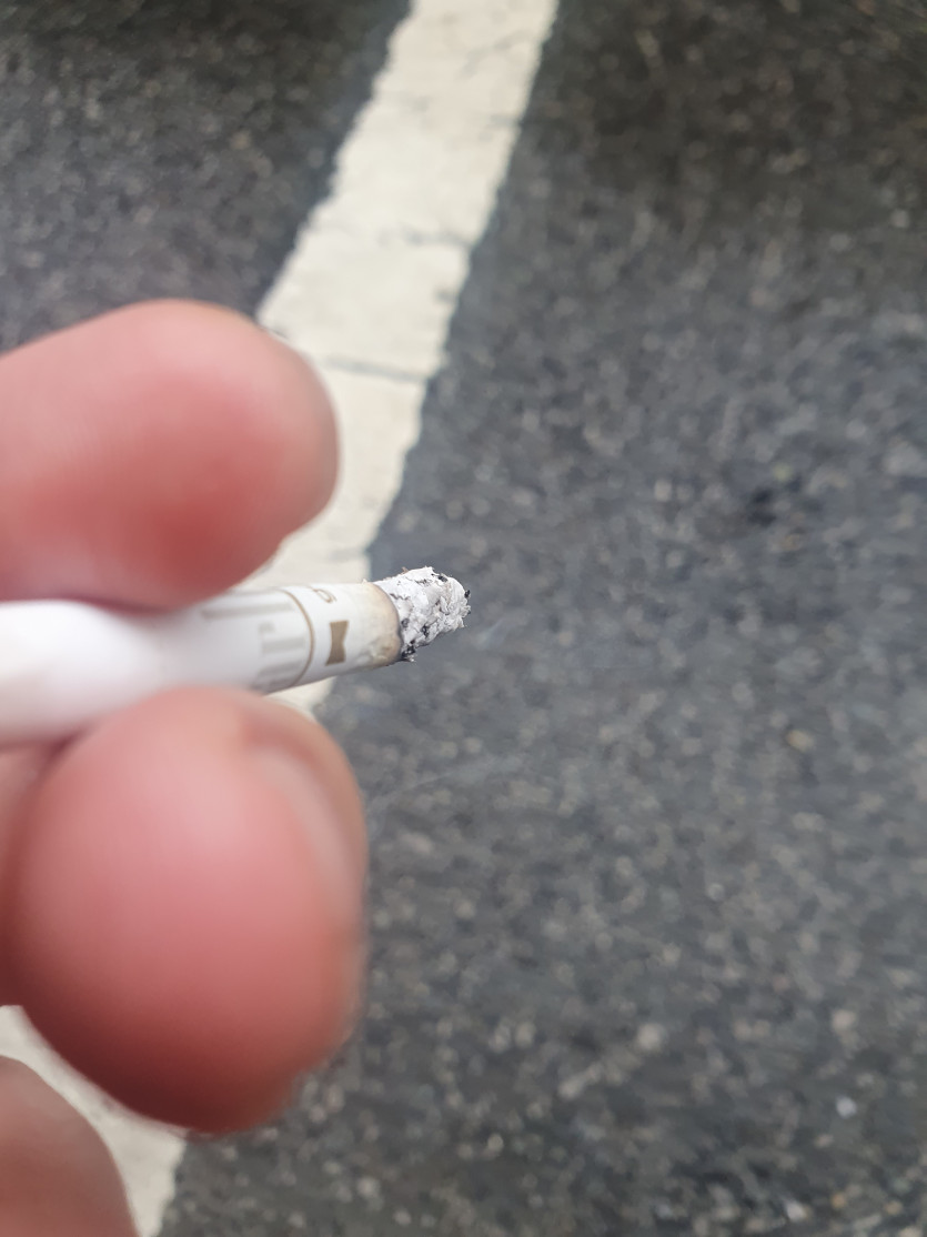 비오는날 담배타임 ~(0)