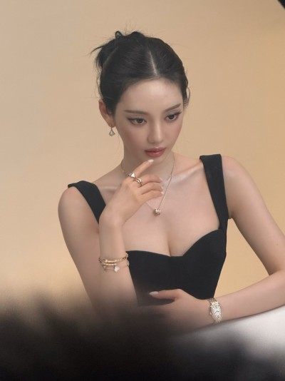 (0)