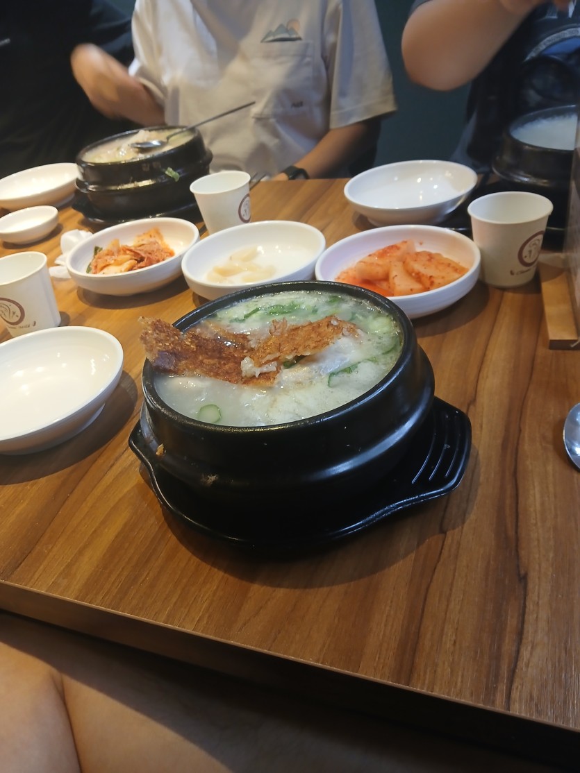 한방 누릉지 삼계탕이 18,000원(0)