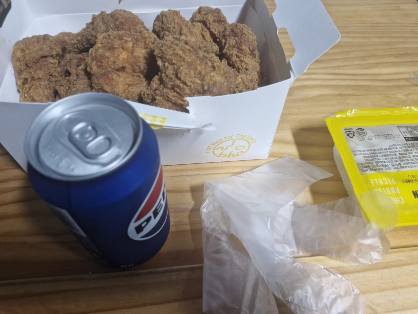 야식 먹습니다(0)