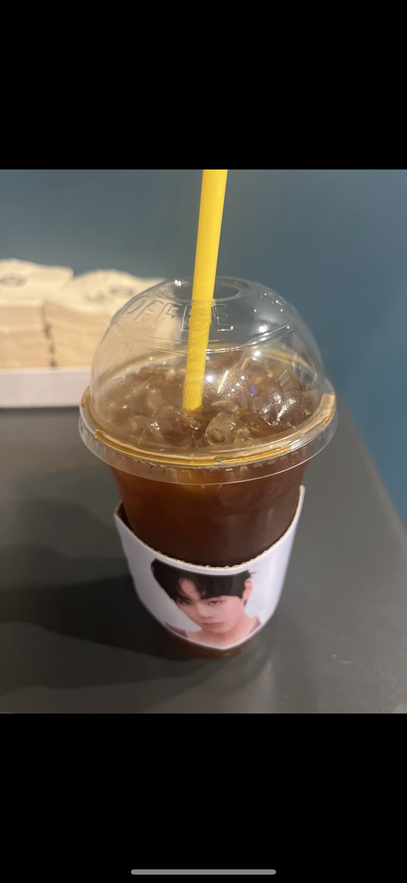 컴포즈 커피 사들고 ㅜㅜ(0)
