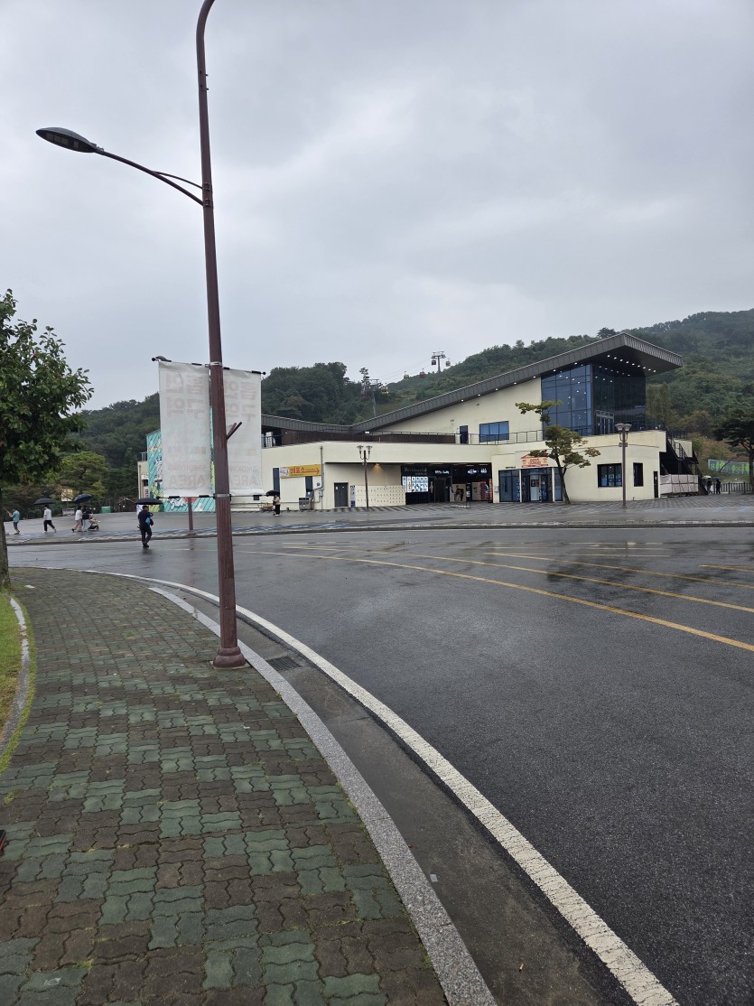 젠장 놀로왔는대 비라니 ㅜ(0)