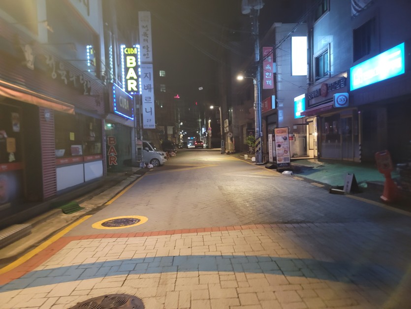 새벽산책중입니다(0)
