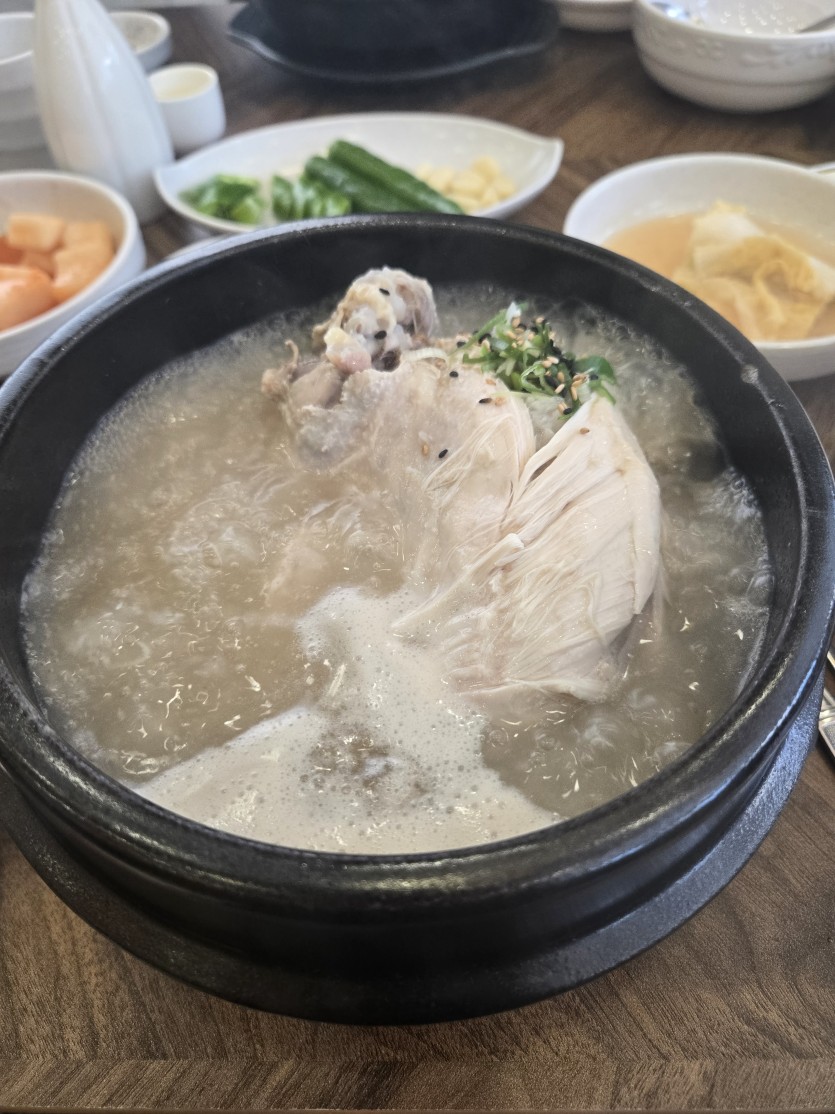 아주 거칠게 먹어보겠습니다(0)