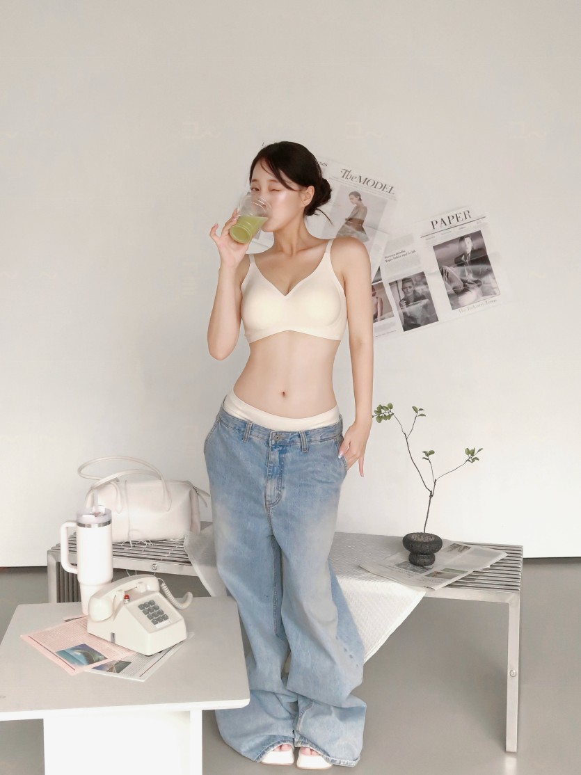 오늘 진짜 졸리네요(0)