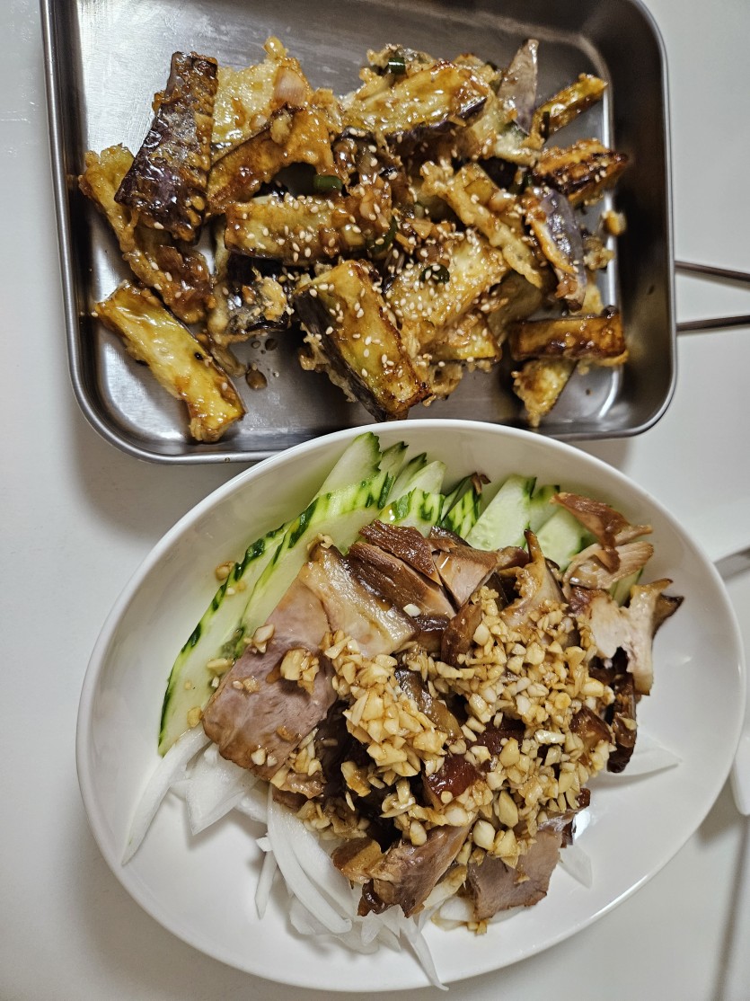오향장육먹구옵니다(0)