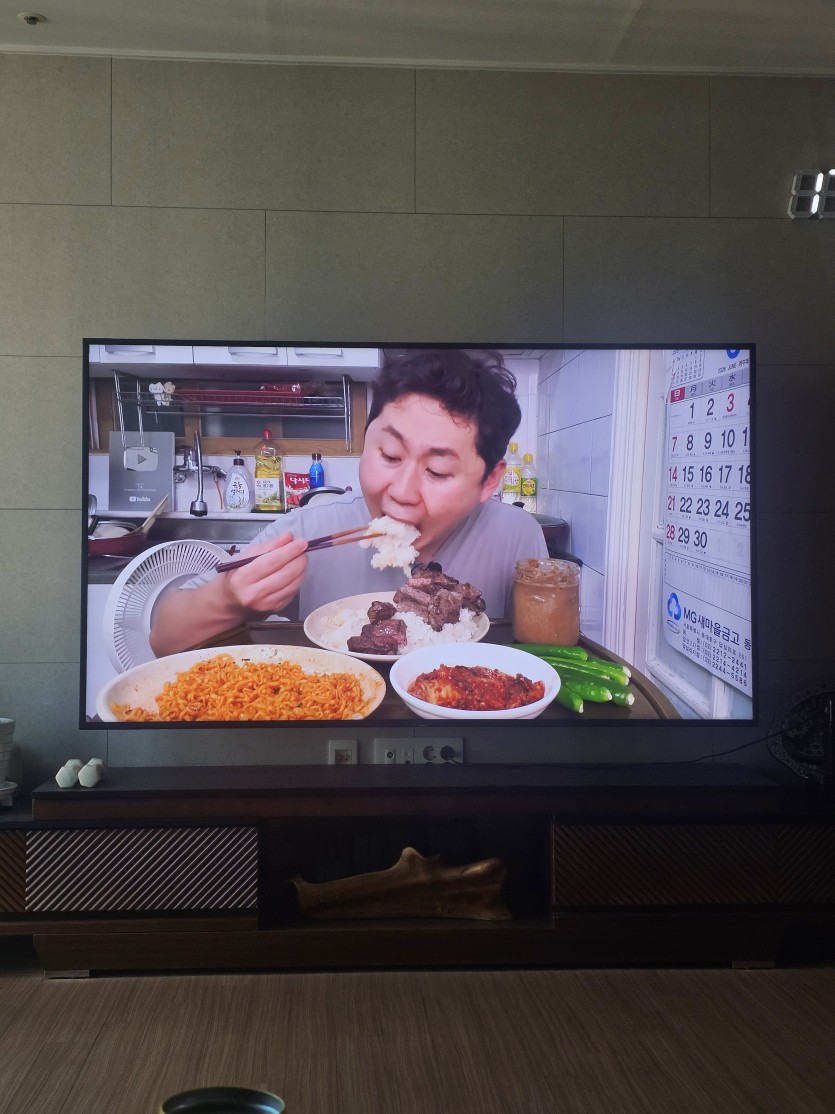야는 겁나 맛나게 먹어(0)