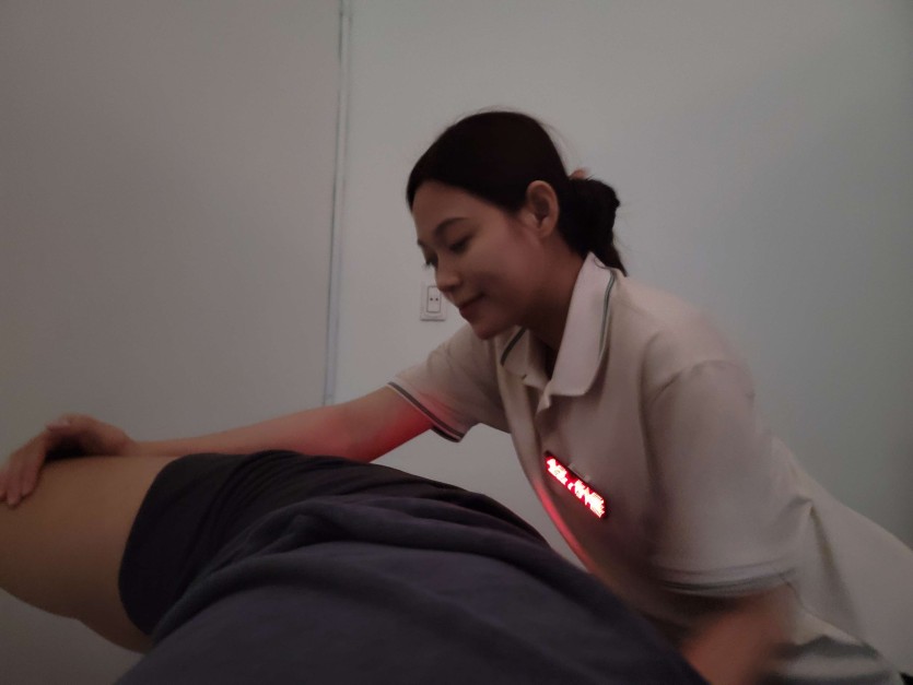 다낭 이발소 - 첫 날에 내상입고 다시 재방문한 다낭 이발관(10)